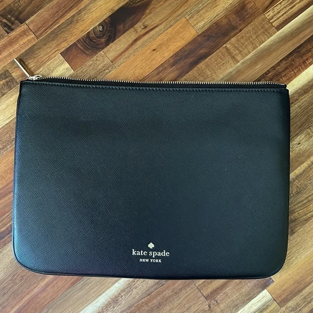 Kate Spade Meow Cat Zip With Side Pouch IPad Case. P/A1477/M